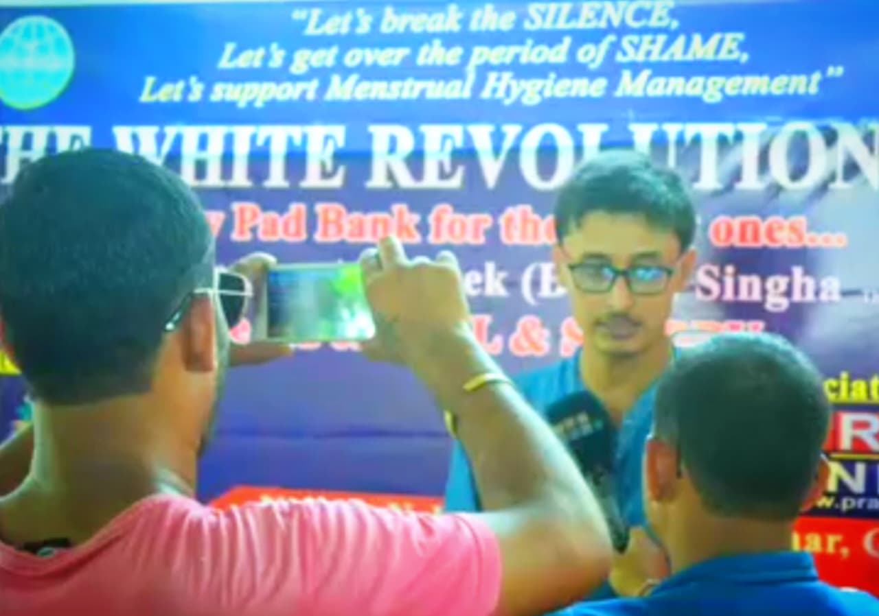 White Revolution Photo 10