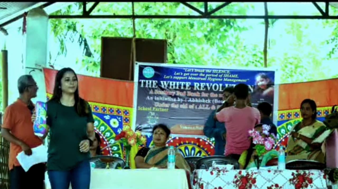 White Revolution Photo 9